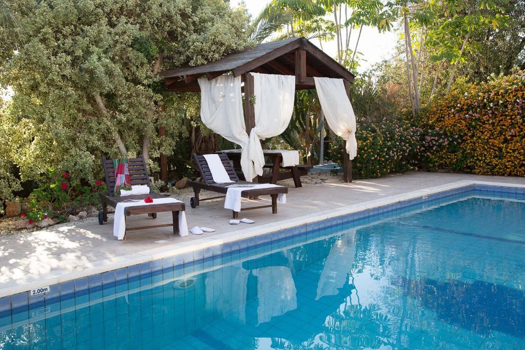 Coral Bay Sunkiss Villa Exterior foto